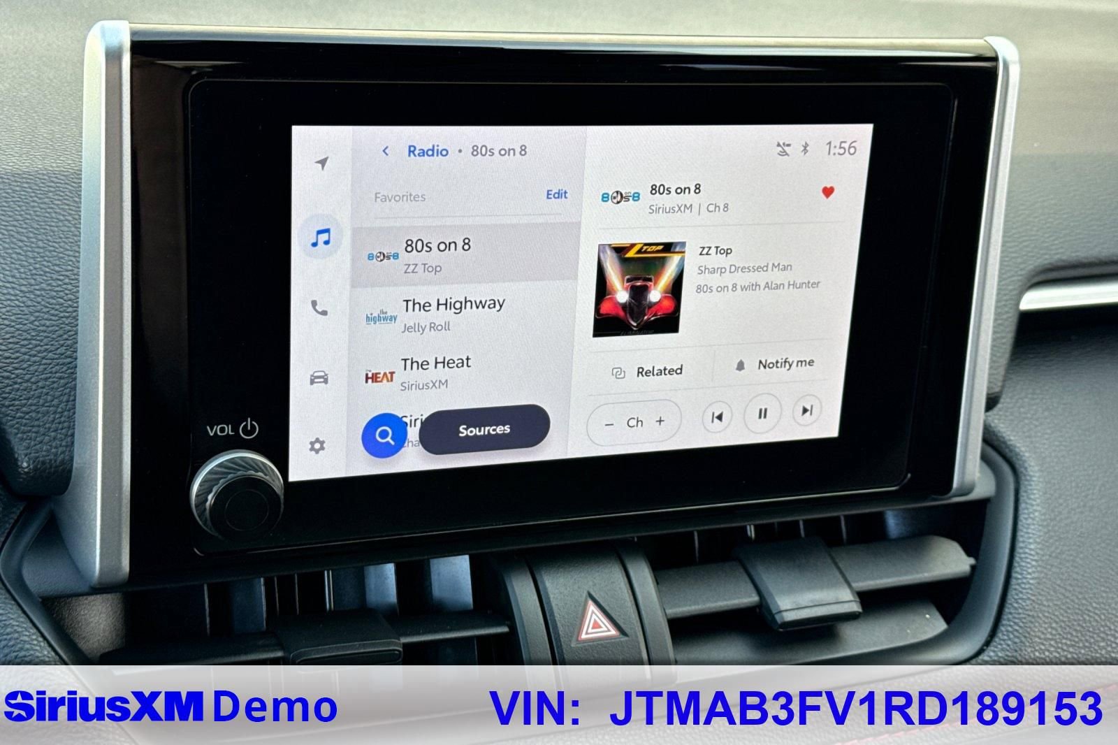 Used 2024 Toyota RAV4 SE w/ Weather & Moonroof Package image 28