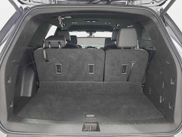 Used 2023 Chevrolet Traverse RS AWD/4WD image 33