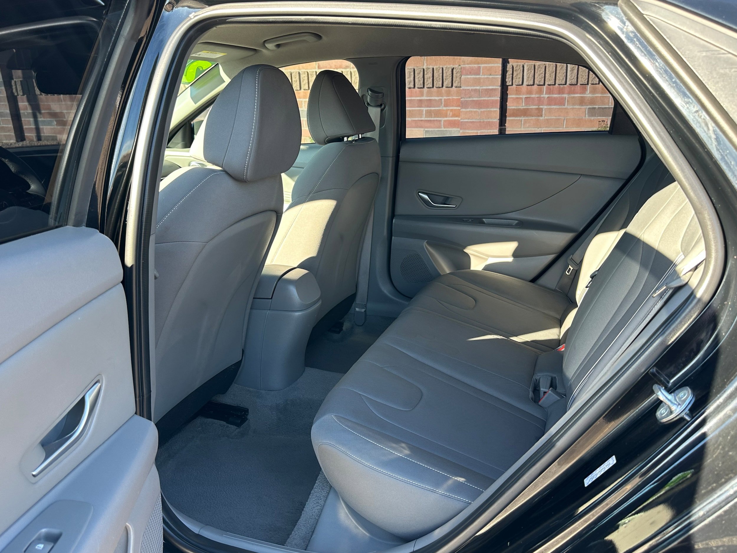 Used 2023 Hyundai Elantra SEL w/ Convenience Package image 7