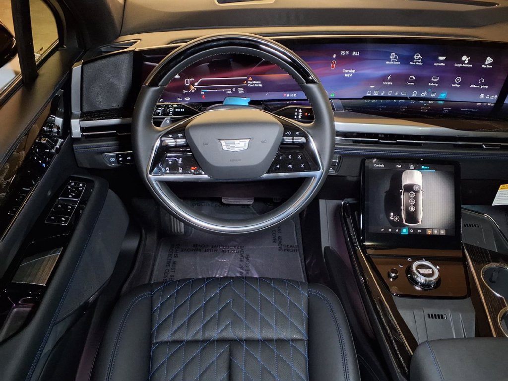 New 2026 Cadillac Escalade IQL Luxury AWD/4WD image 14