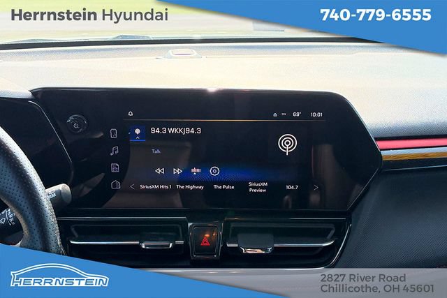 Used 2024 Chevrolet TrailBlazer RS AWD/4WD image 7