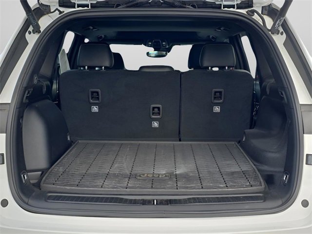 Used 2024 Jeep Grand Cherokee Altitude image 15