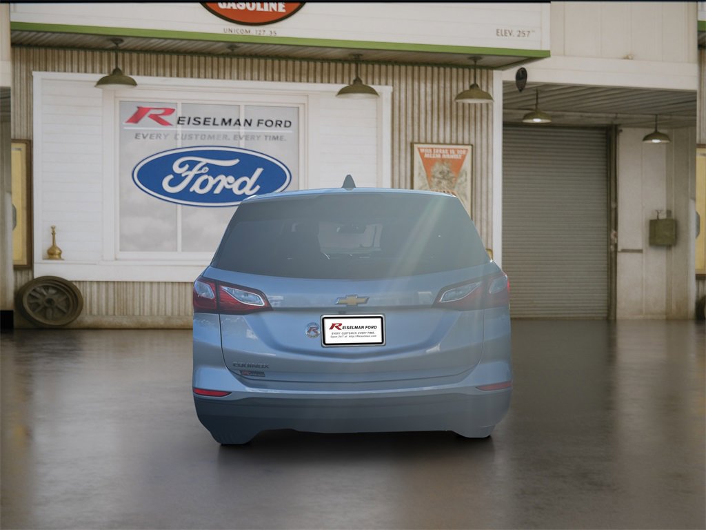 Used 2019 Chevrolet Equinox LS w/ LS Convenience Package image 5