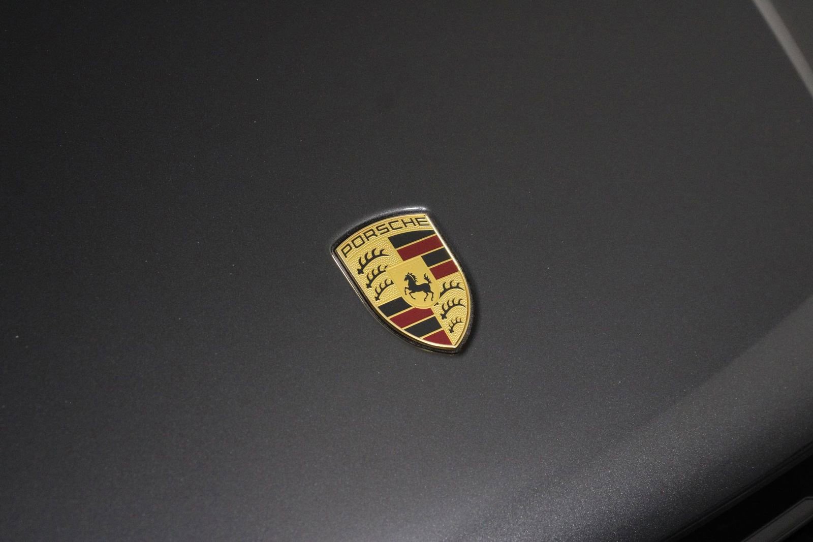 Certified 2025 Porsche Macan S image 29