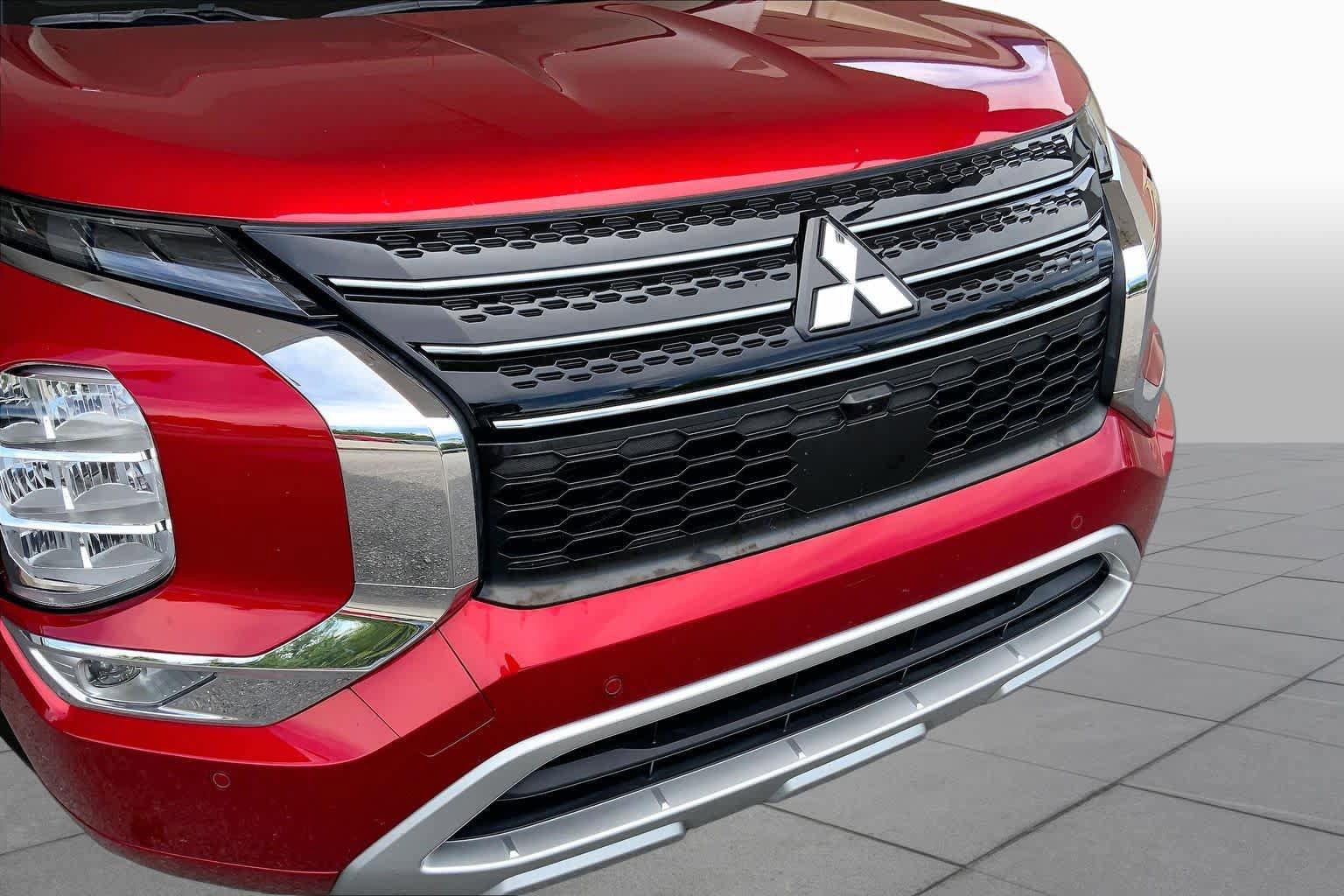 Used 2022 Mitsubishi Outlander SEL FWD image 32