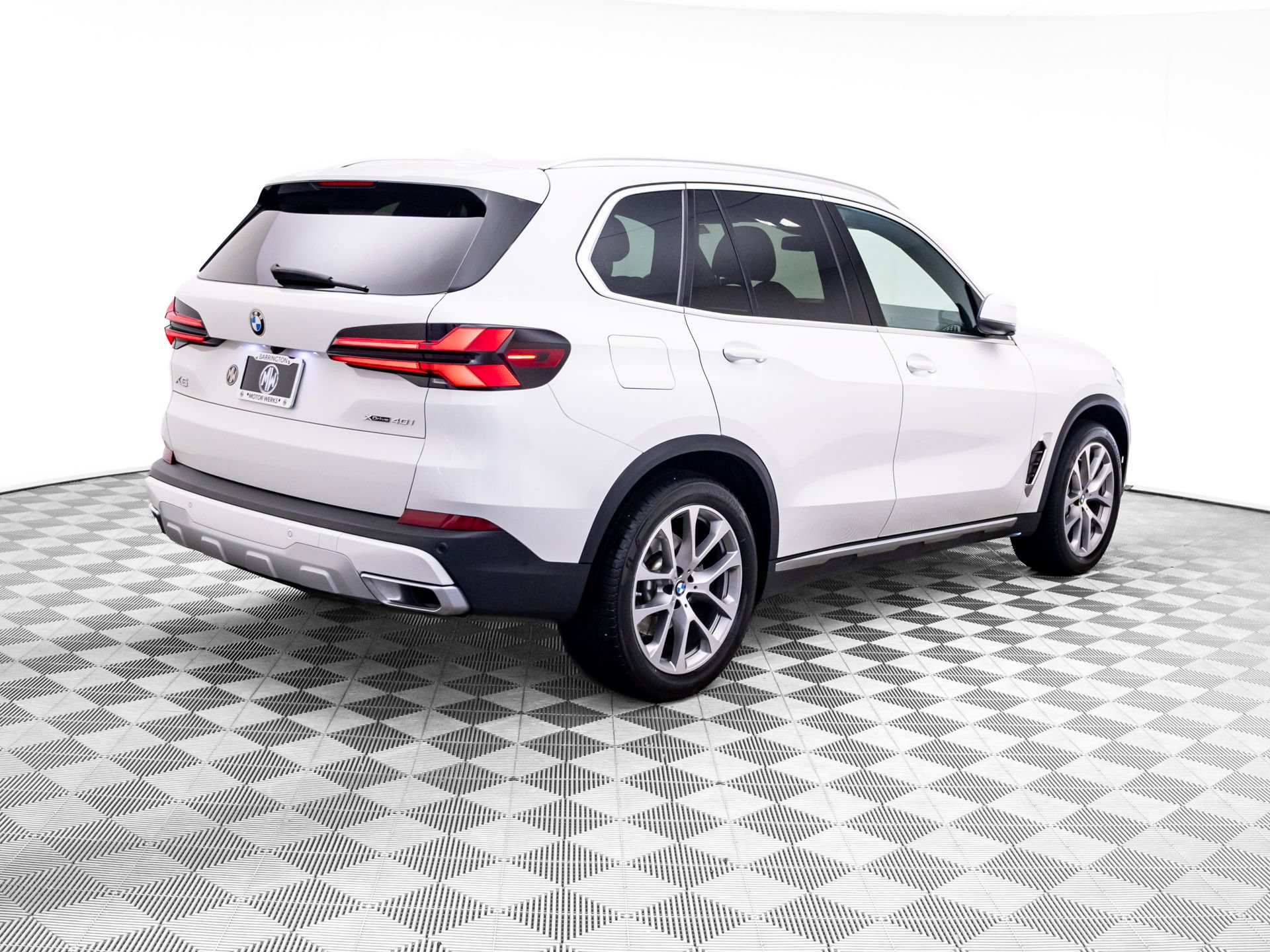 Used 2024 BMW X5 xDrive40i AWD/4WD image 5