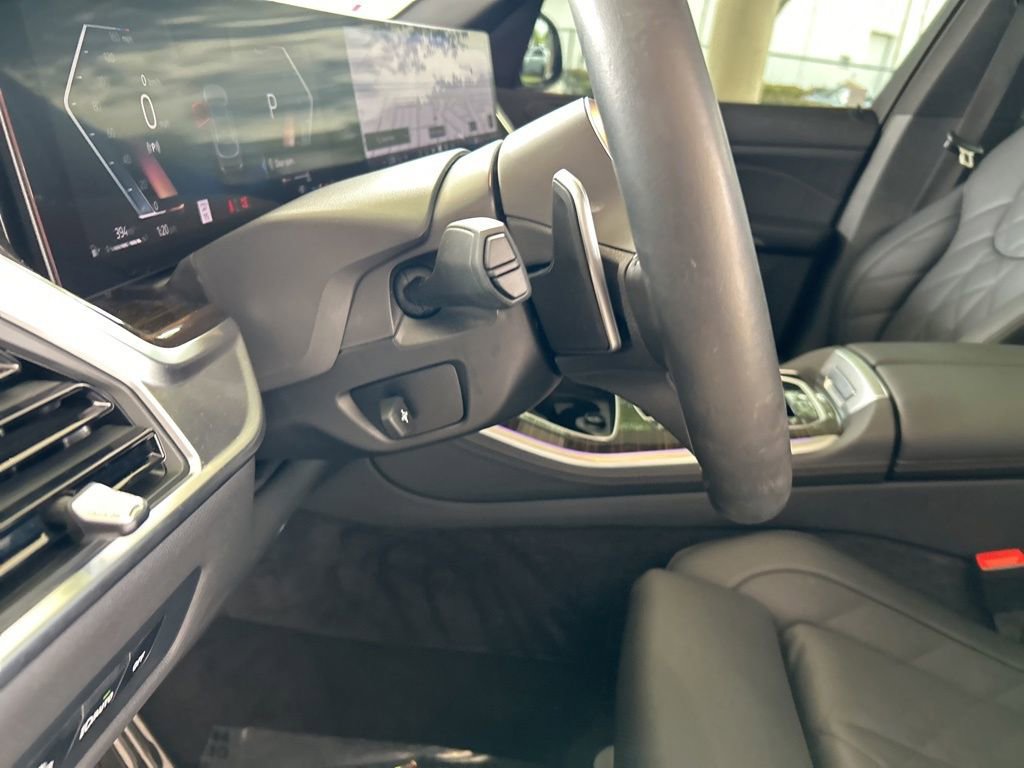 Used 2025 BMW X5 xDrive40i w/ M Sport Package image 48