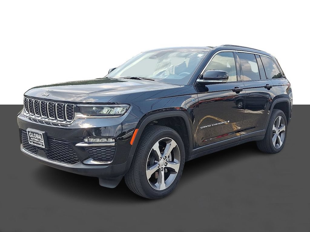 Used 2024 Jeep Grand Cherokee Limited 4xe AWD/4WD image 3