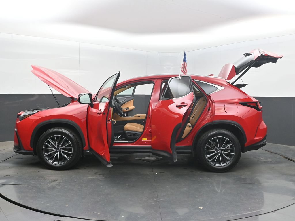 Used 2025 Lexus NX 250 FWD w/ Towing Package (2000 Lbs) image 50