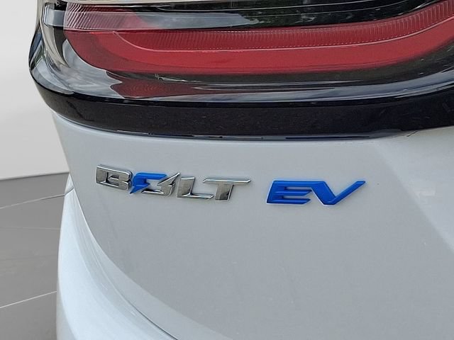 Used 2023 Chevrolet Bolt LT w/ Driver Confidence Package FWD image 33