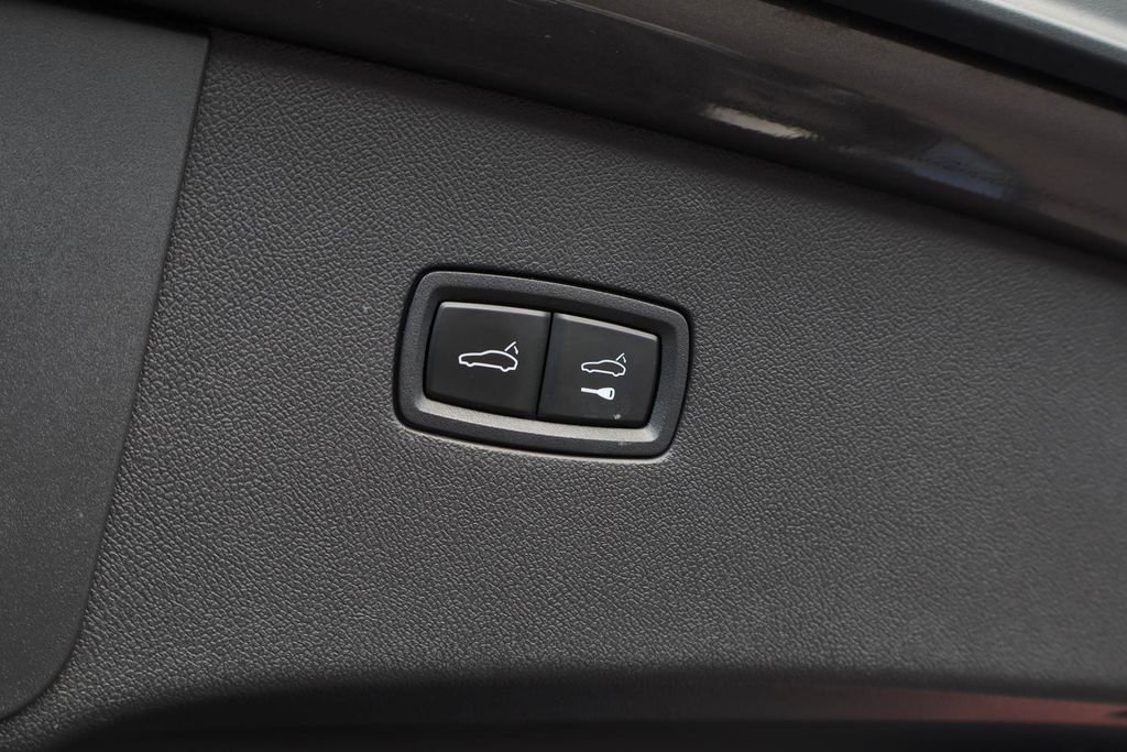 Used 2023 Porsche Cayenne GTS image 26