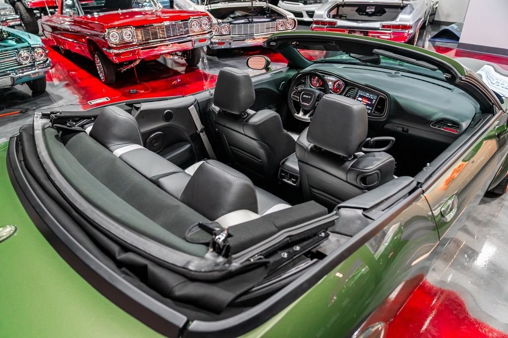 Used 2023 Dodge Challenger SRT Hellcat RWD image 21
