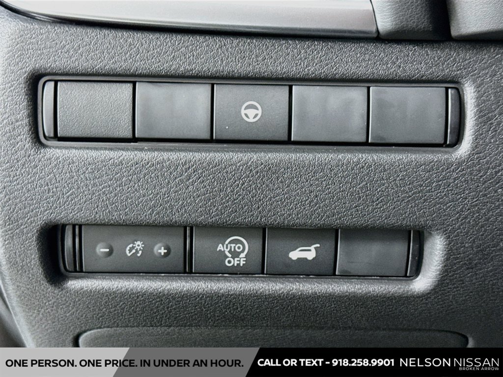 New 2026 Nissan Rogue Dark Armor FWD image 10