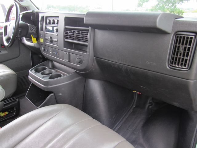 Used 2021 Chevrolet Express 3500 w/ Power Convenience Package RWD image 13