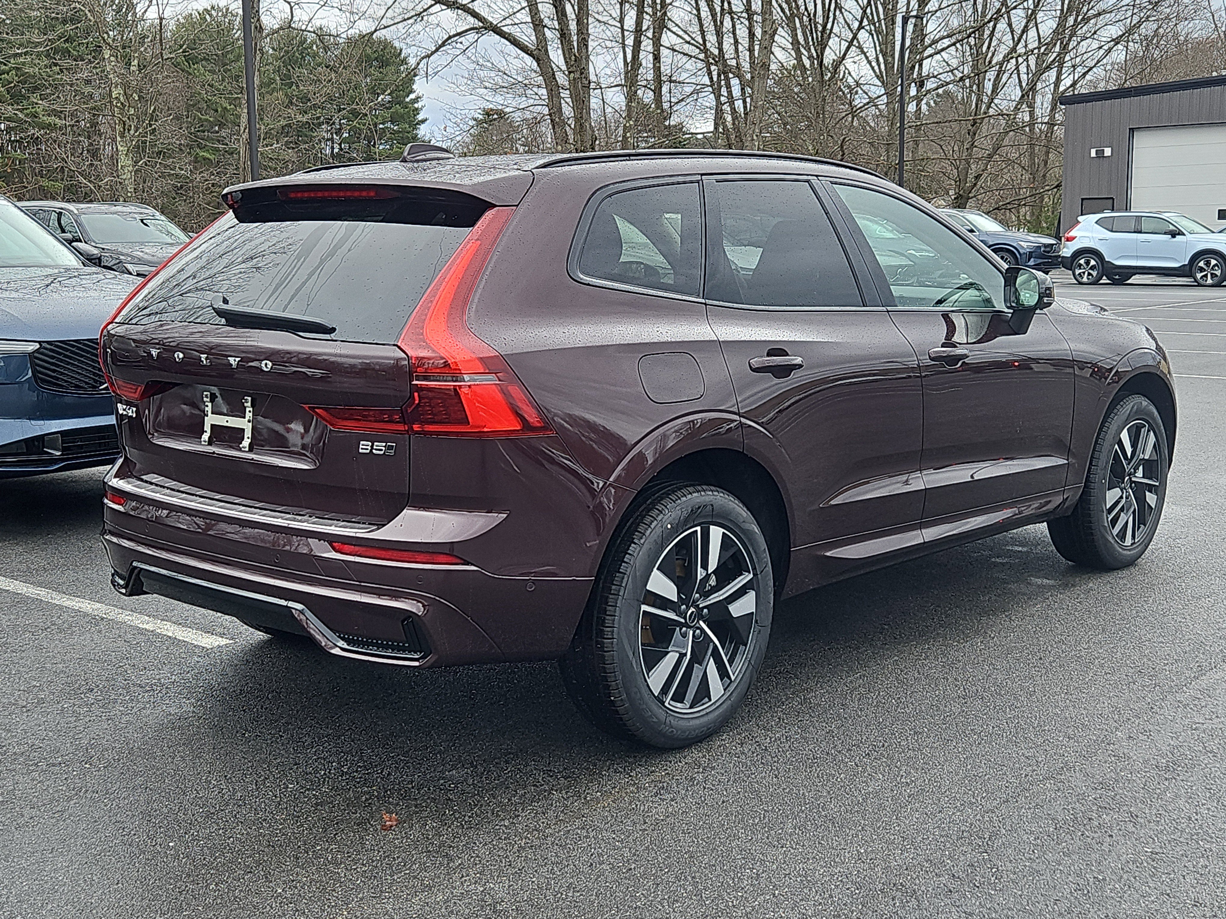 New 2026 Volvo XC60 B5 Plus w/ Protection Package Premier image 2