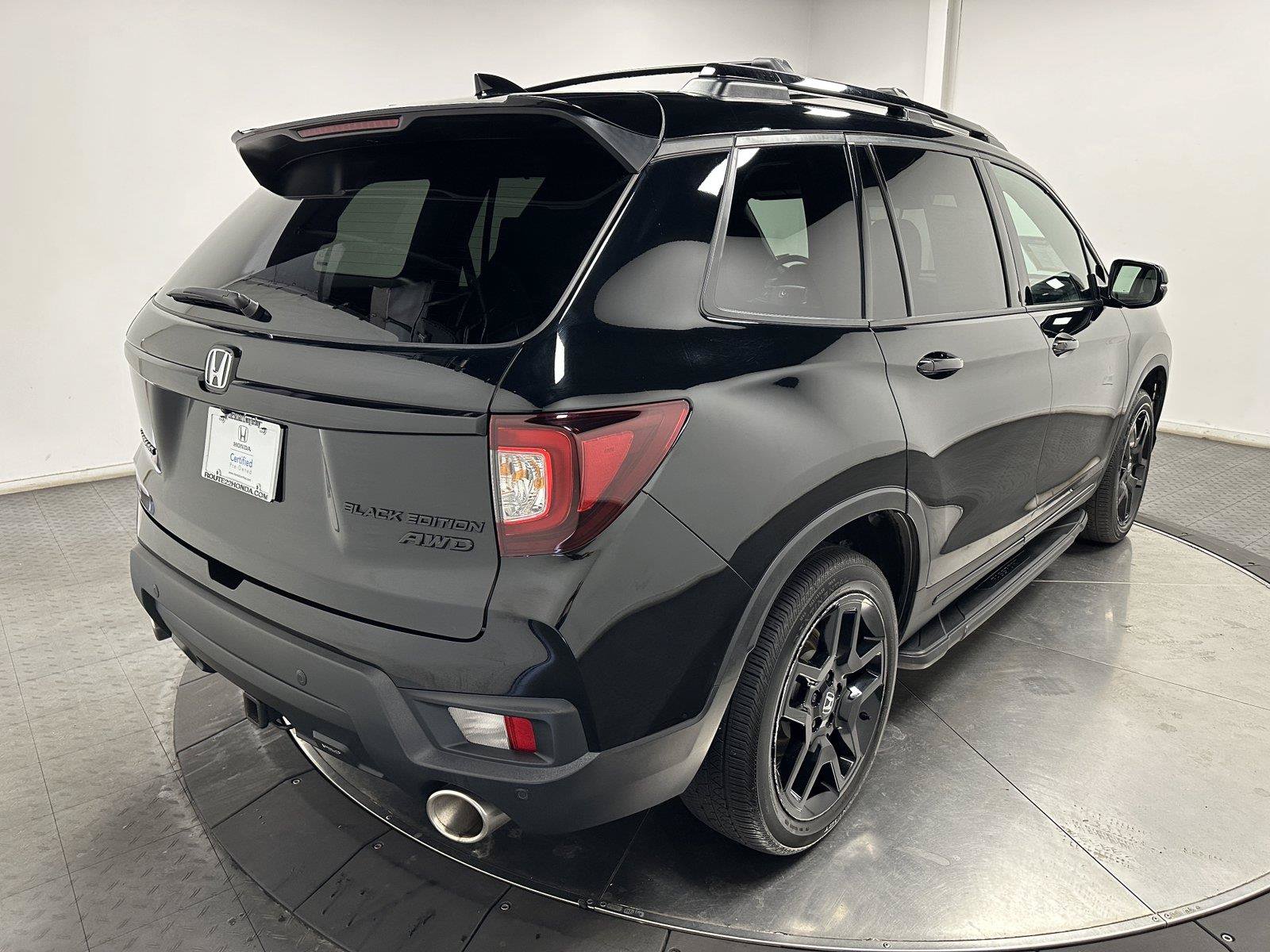 Certified 2025 Honda Passport Black Edition image 13