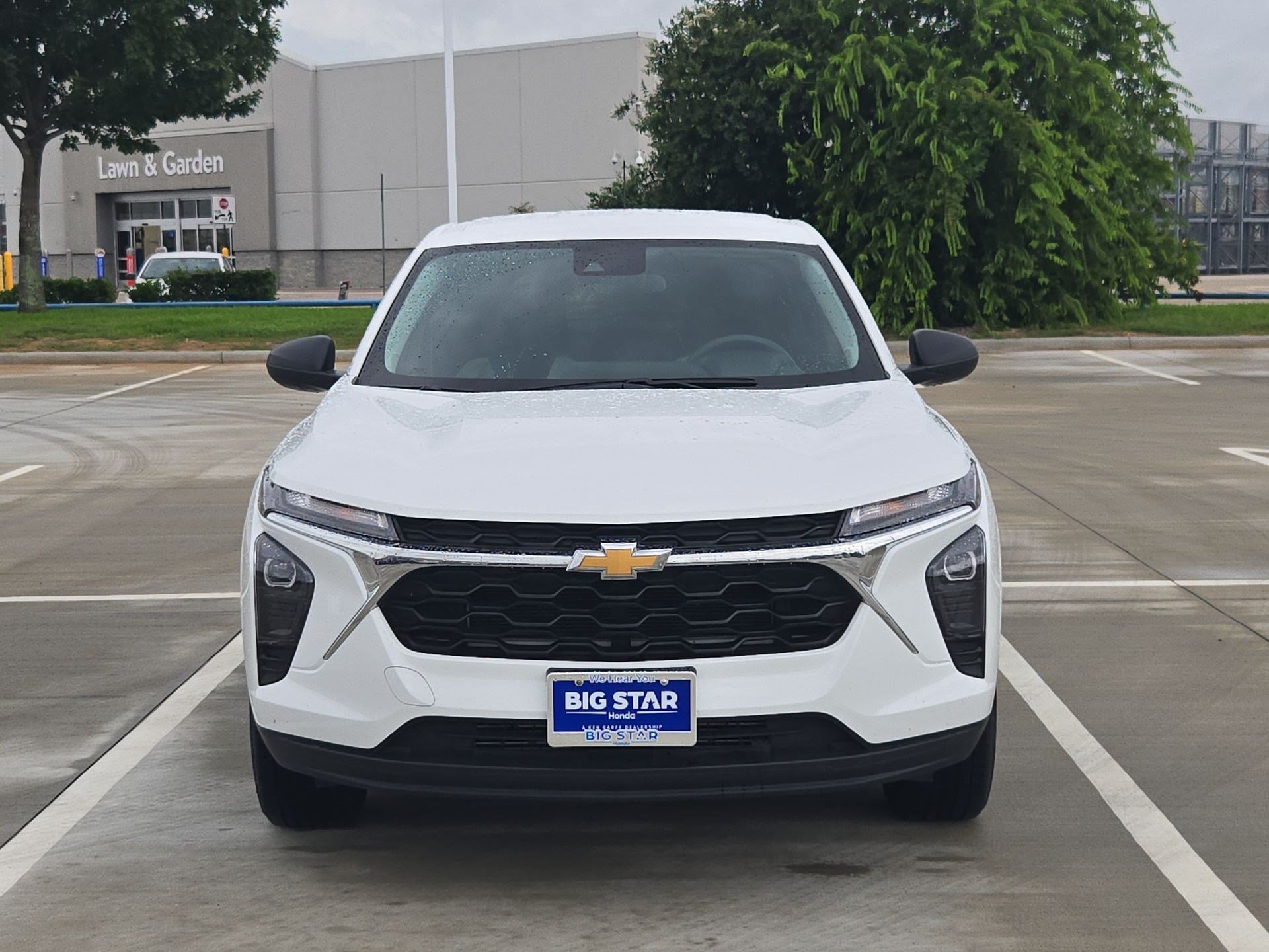 Used 2025 Chevrolet Trax LS FWD image 7
