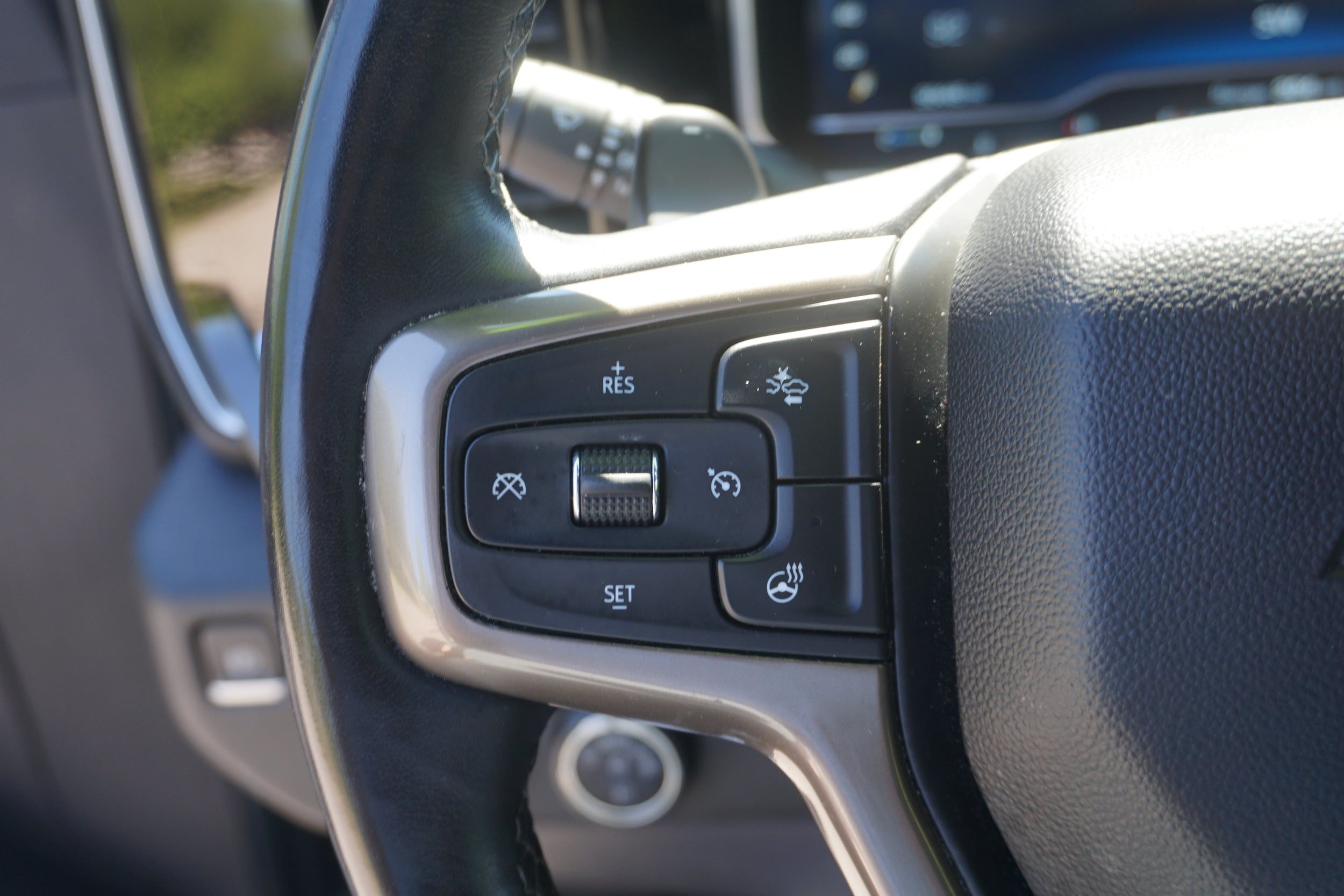 Used 2023 Chevrolet Silverado 1500 High Country AWD/4WD image 17
