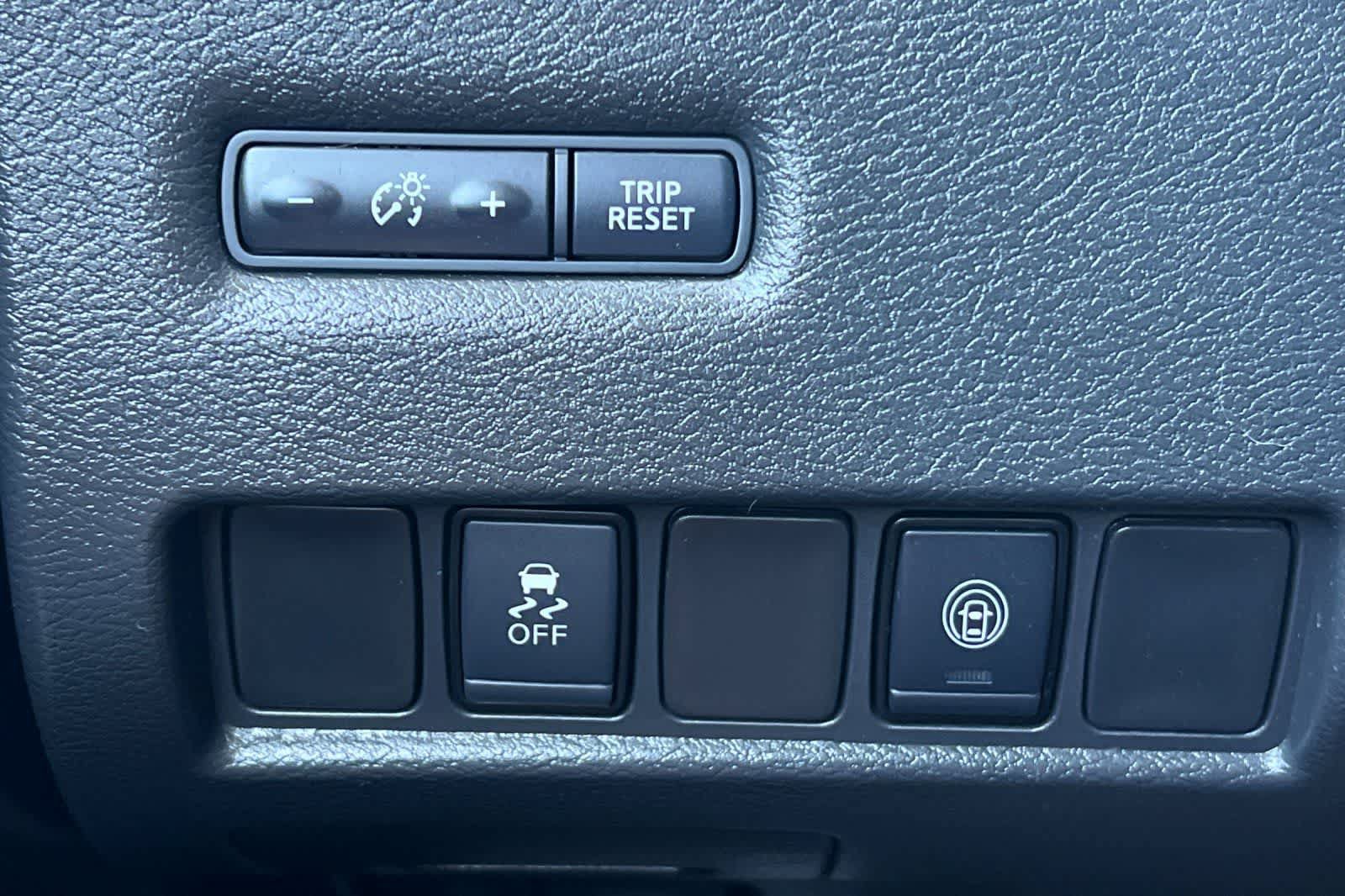 Used 2021 Nissan Murano SV FWD image 32