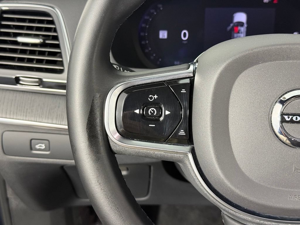 Used 2023 Volvo XC90 B6 Ultimate w/ Protection Package AWD/4WD image 19