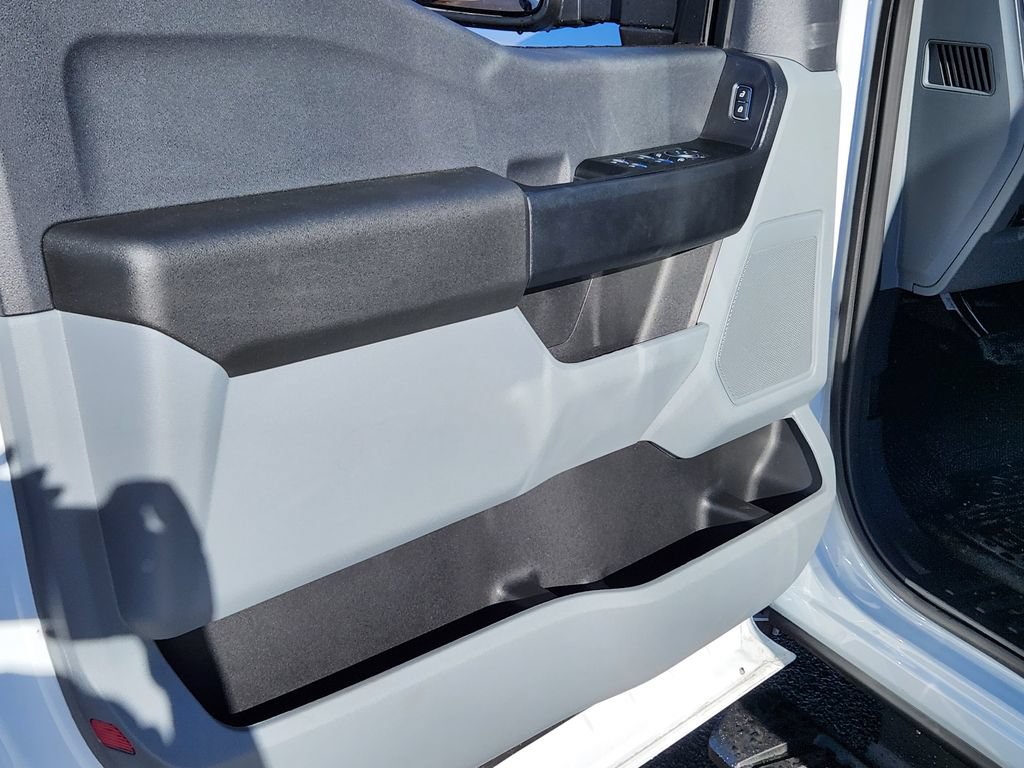 New 2026 Ford F250 XL w/ XL Chrome Package AWD/4WD image 18