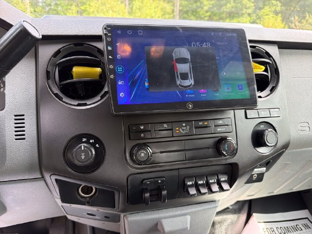 Used 2015 Ford F250 XL w/ Power Equipment Group AWD/4WD image 18