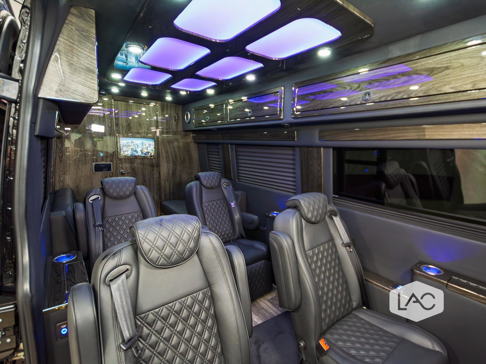 Used 2025 Mercedes-Benz Sprinter 3500 image 37