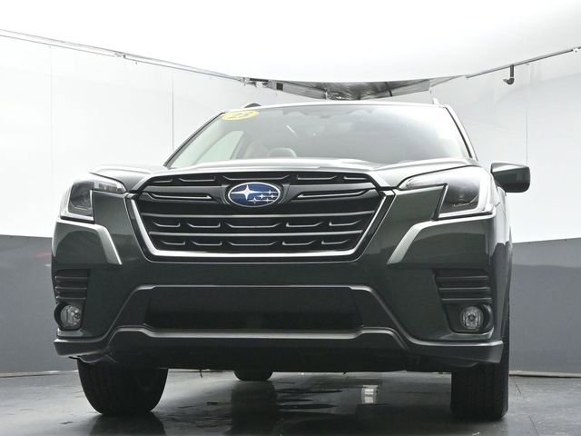 Used 2023 Subaru Forester Premium image 35
