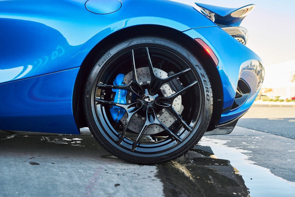 Used 2026 McLaren 750S Spider image 23