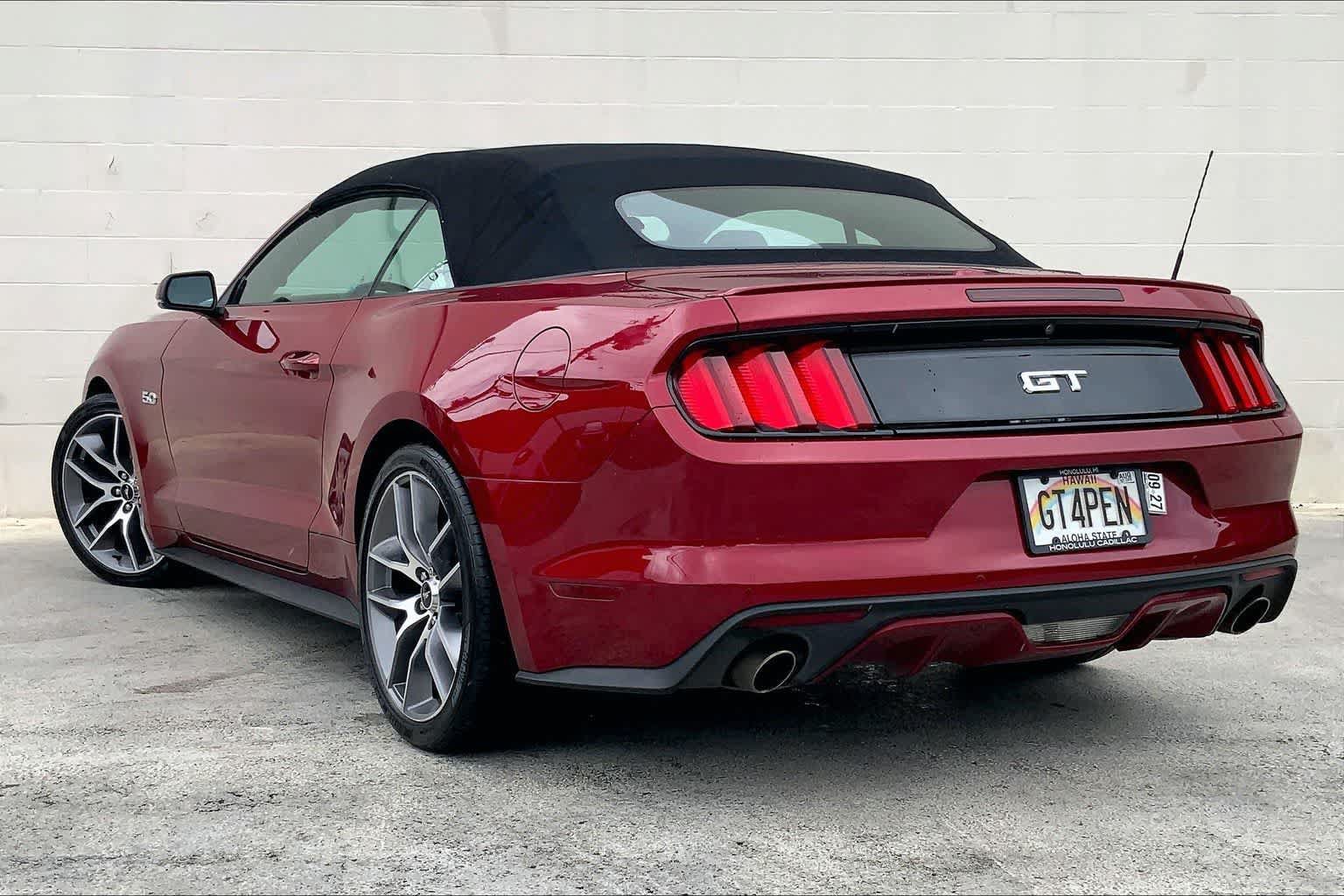 Used 2017 Ford Mustang GT Premium w/ Equipment Group 401A RWD image 4
