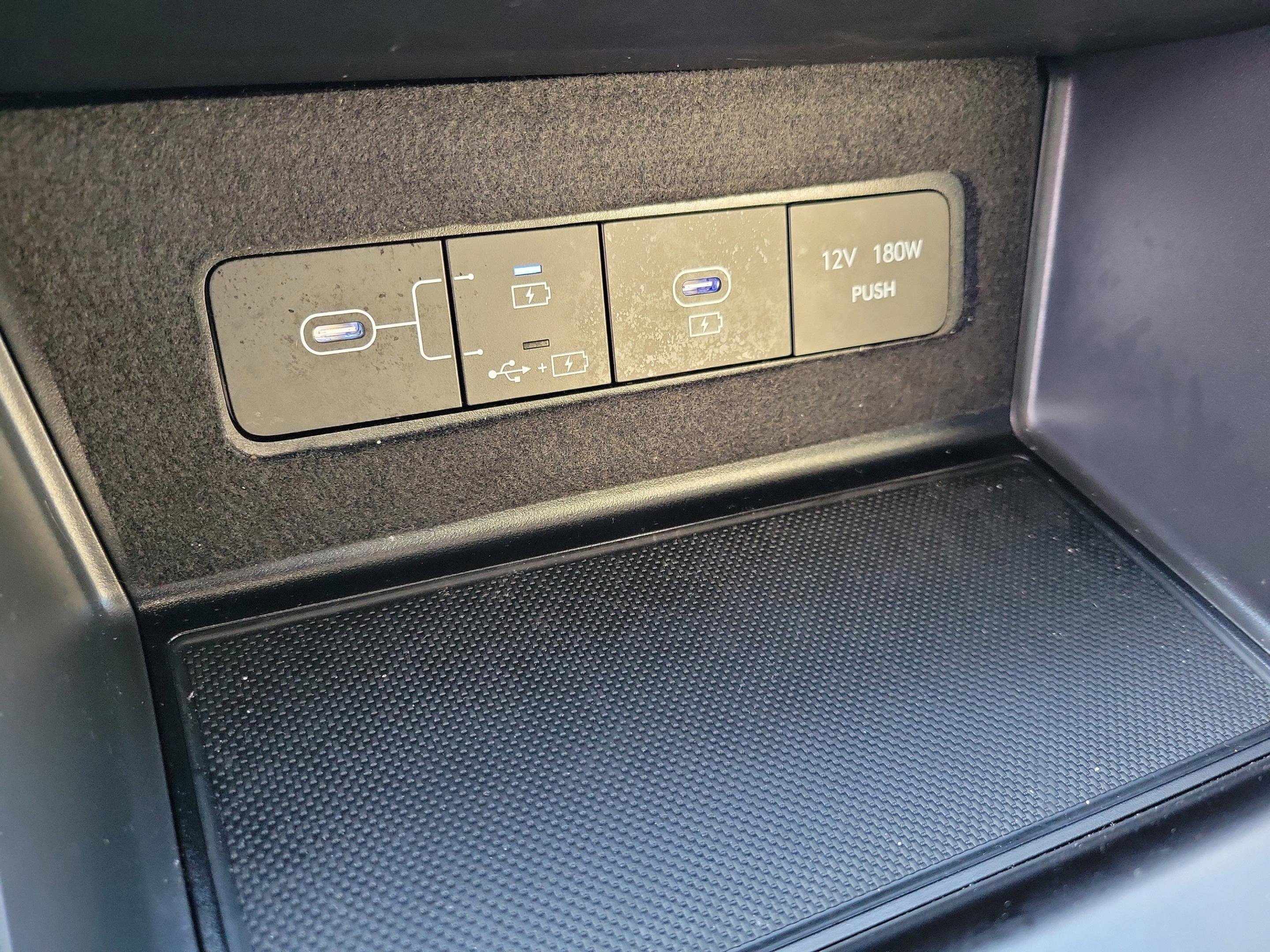 Used 2025 Hyundai Sonata SE image 23