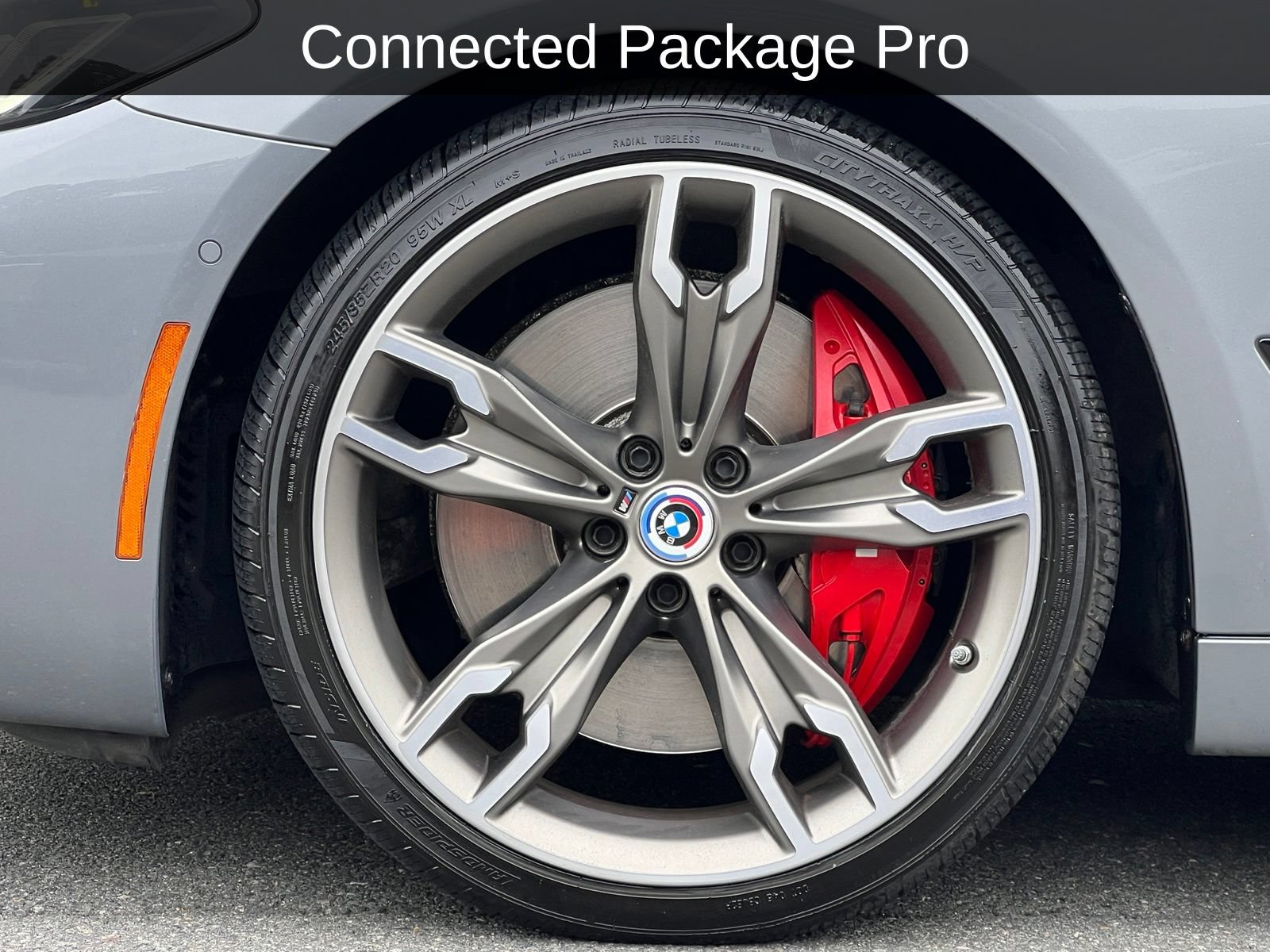 Used 2023 BMW M550i xDrive w/ Executive Package AWD/4WD image 4