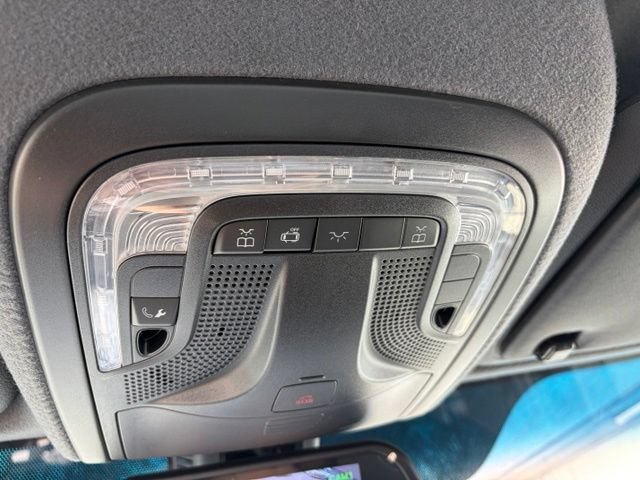 Used 2024 Mercedes-Benz Sprinter 3500 image 17