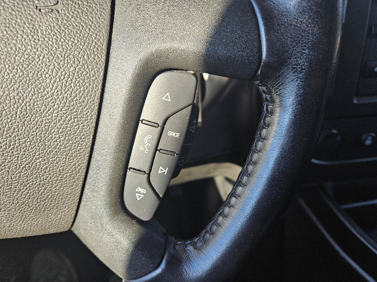 Used 2022 Chevrolet Express 2500 w/ Driver Convenience Package RWD image 38