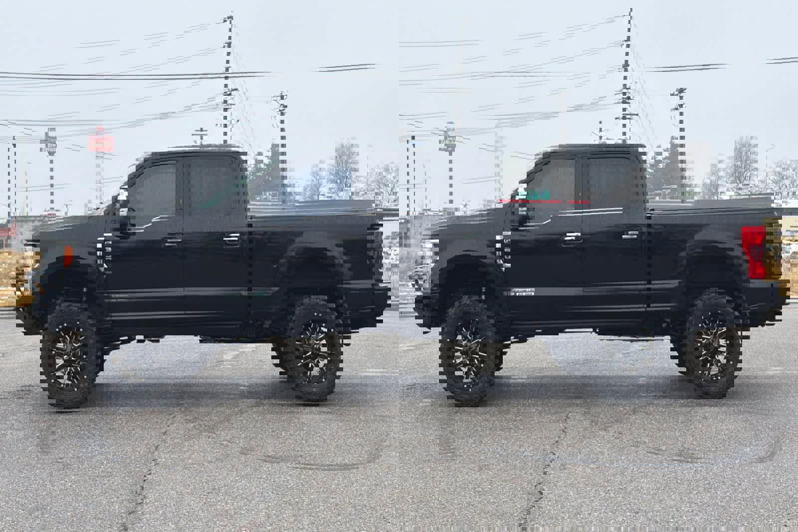 Used 2017 Ford F350 Platinum w/ Platinum Ultimate Package image 5