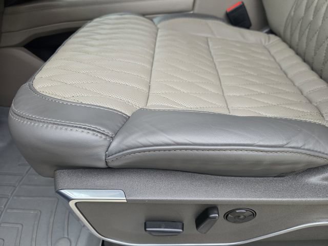 Used 2026 Ford F250 Platinum w/ Platinum Plus Package AWD/4WD image 21