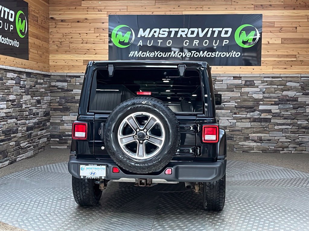 Used 2018 Jeep Wrangler Unlimited Sahara w/ Cold Weather Group AWD/4WD image 14