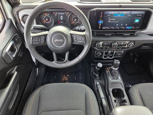 Used 2025 Jeep Wrangler Unlimited Sport AWD/4WD image 11