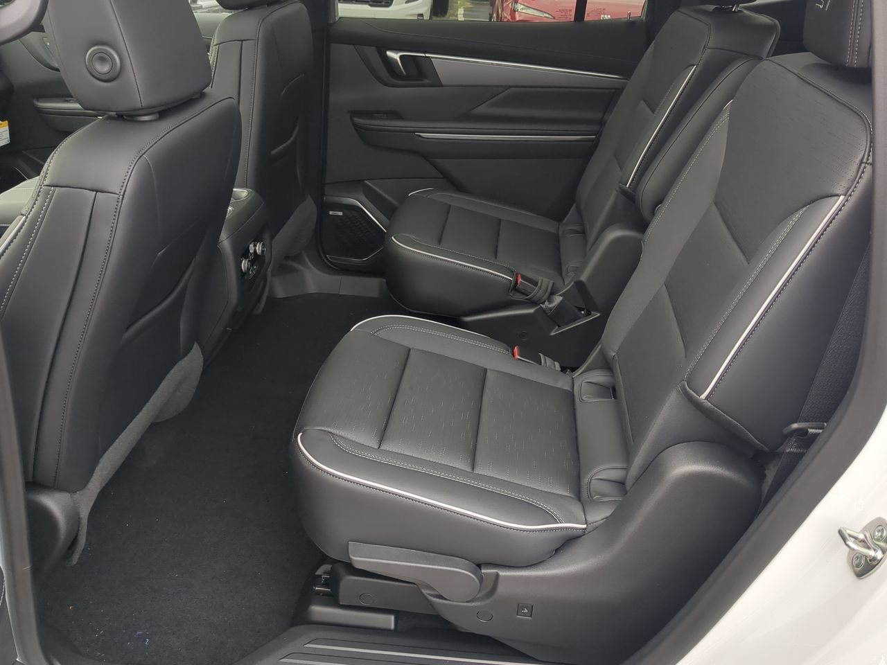 New 2026 Buick Enclave Sport Touring w/ Super Cruise Package FWD image 26