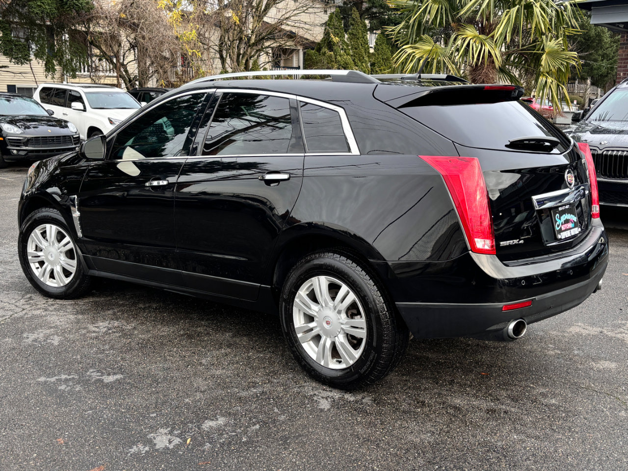 Used 2011 Cadillac SRX Luxury image 6