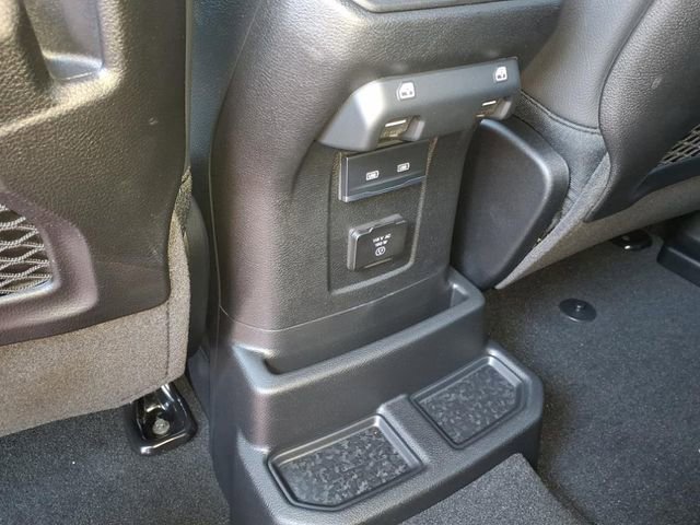 New 2025 Jeep Wrangler Unlimited Sahara AWD/4WD image 14