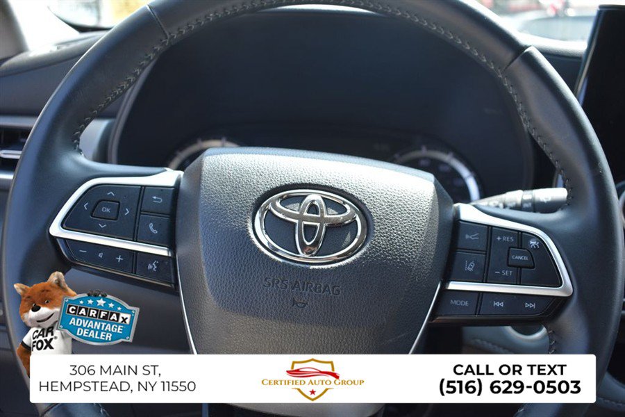 Used 2025 Toyota Highlander LE FWD image 14