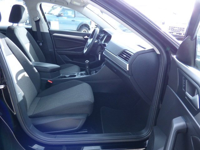 Used 2019 Volkswagen Jetta S image 9