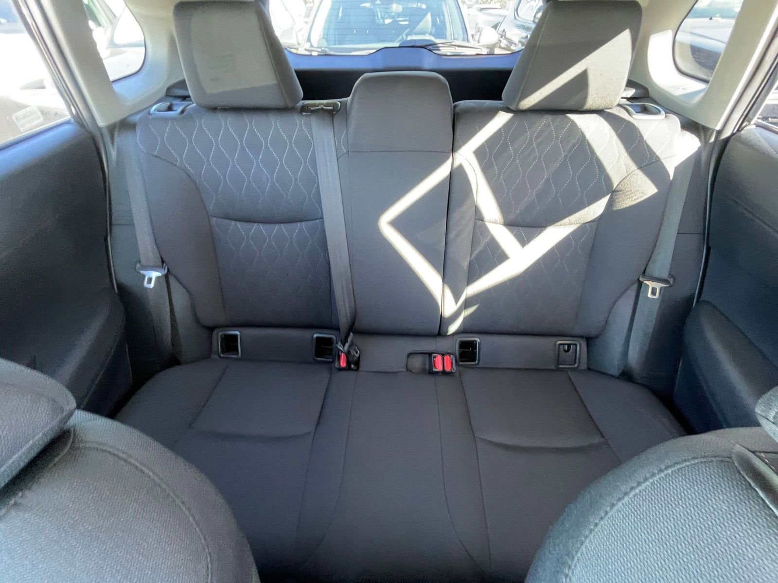 Used 2025 Toyota Corolla Cross LE image 38