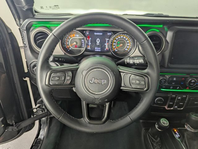 Used 2022 Jeep Wrangler Unlimited Sport AWD/4WD image 12
