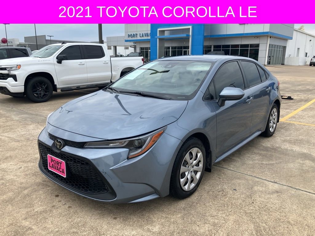 Used 2021 Toyota Corolla LE image 3