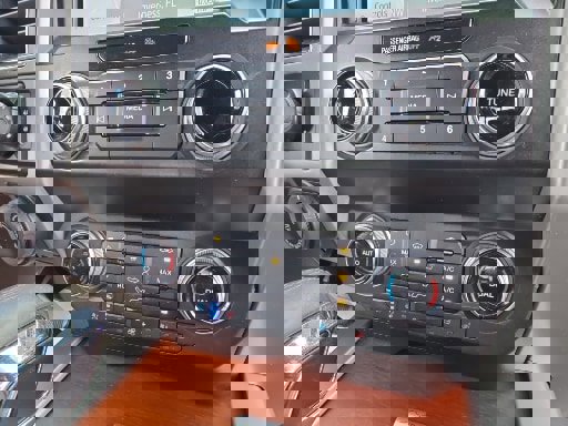 Used 2020 Ford F150 King Ranch w/ Equipment Group 601A Luxury image 5