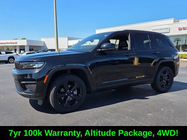 Certified 2023 Jeep Grand Cherokee Altitude image 3