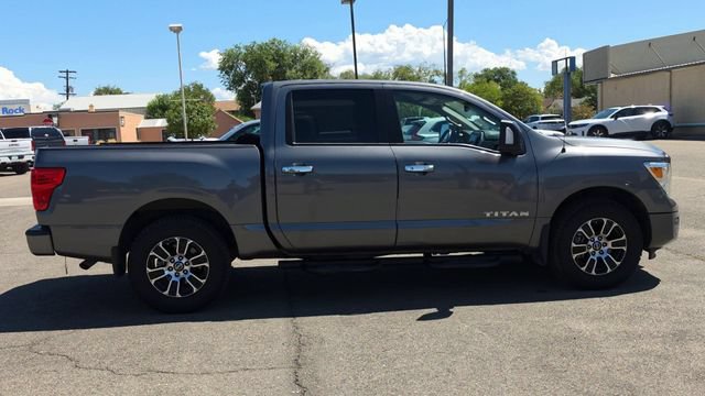 Used 2021 Nissan Titan SV w/ SV Convenience Package AWD/4WD image 11