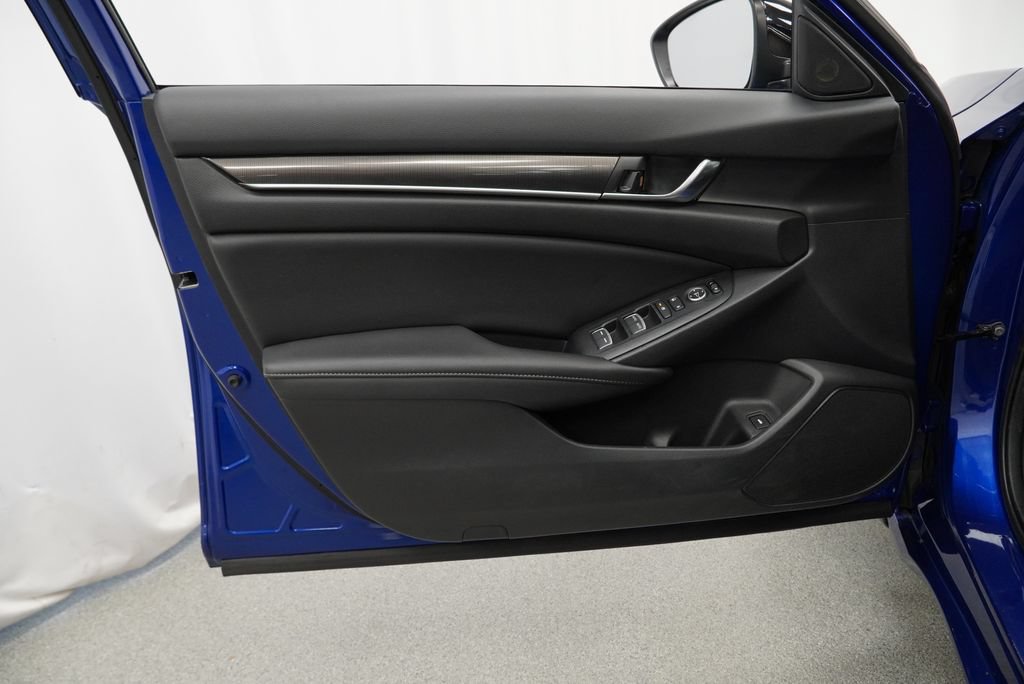 Used 2022 Honda Accord Sport image 40